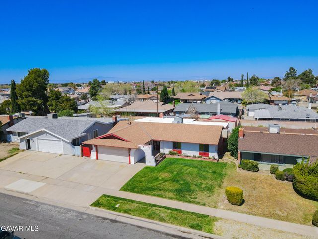 2535 E Avenue R-3, Palmdale, CA 93550