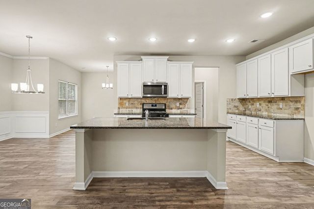 2464 Hanover Woods Road, Lithonia, GA 30058