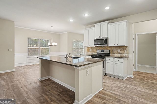 2464 Hanover Woods Road, Lithonia, GA 30058