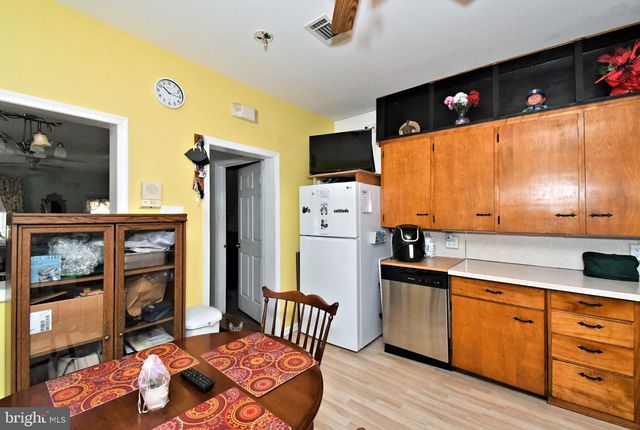 15 EGYPT, Norristown, PA 19403