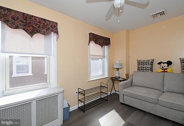 15 EGYPT, Norristown, PA 19403