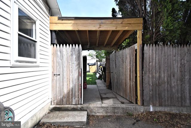 15 EGYPT, Norristown, PA 19403