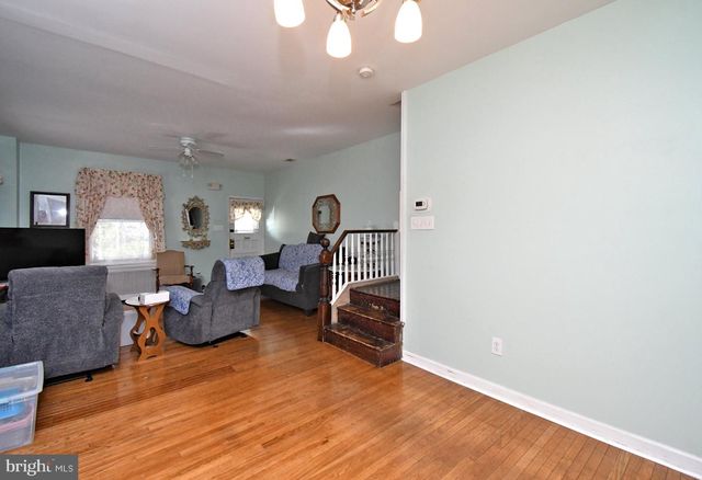 15 EGYPT, Norristown, PA 19403