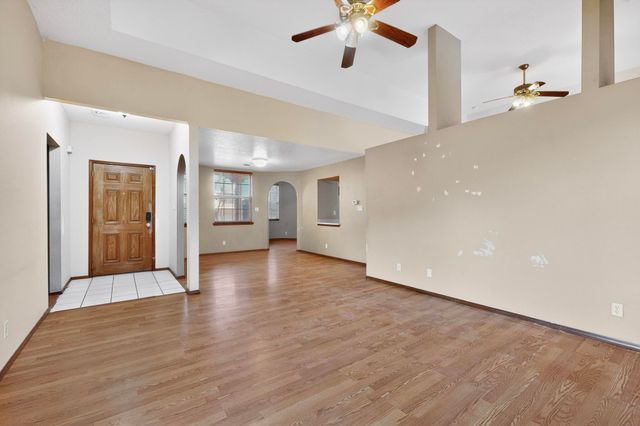 3224 Chandra Lane SE, Rio Rancho, NM 87124