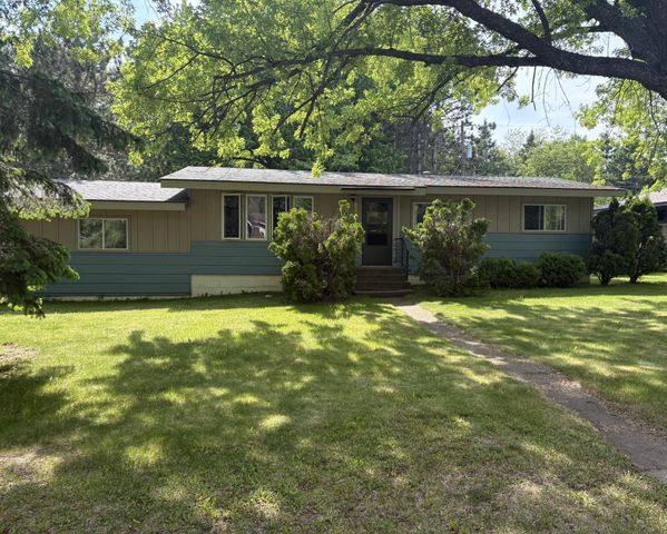 919 8th Street, Cloquet, MN 55720