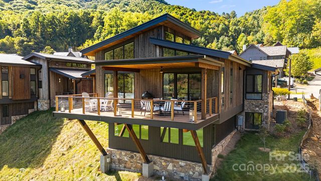 13 Switchgrass Lane 407, Sylva, NC 28779