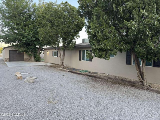 1200 Shalem Colony Trail, Las Cruces, NM 88007
