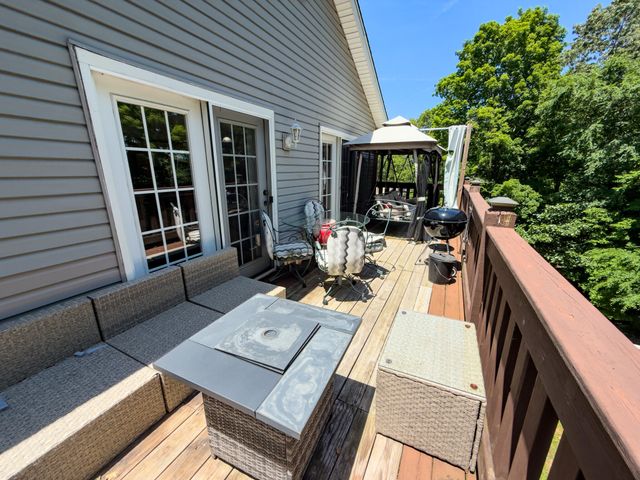 364 Twin Rivers Drive, Bronston, KY 42518