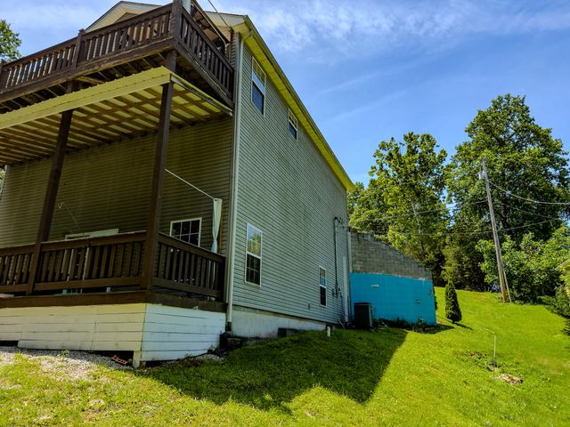 364 Twin Rivers Drive, Bronston, KY 42518