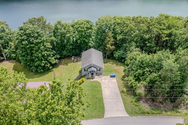 364 Twin Rivers Drive, Bronston, KY 42518