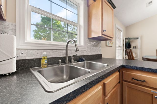 364 Twin Rivers Drive, Bronston, KY 42518