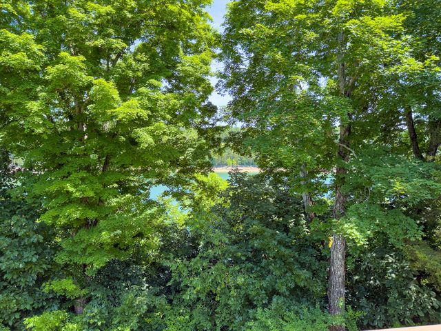 364 Twin Rivers Drive, Bronston, KY 42518