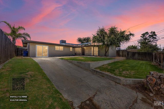 2712 Hollins Street, Bakersfield, CA 93305