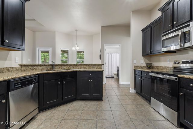 122 Gannet Lane, Ocean Springs, MS 39564