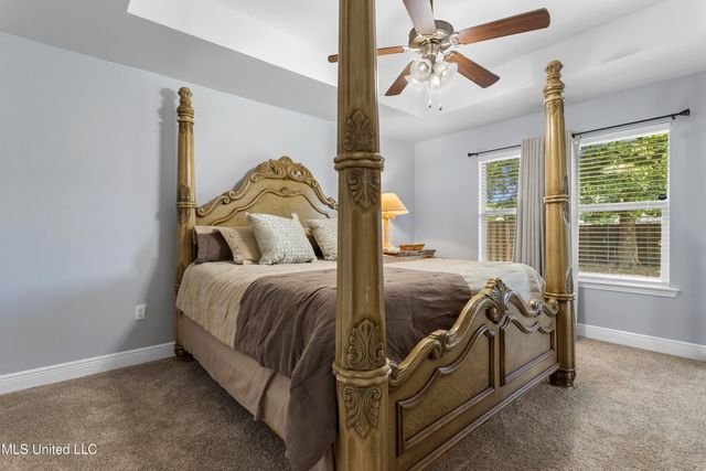 122 Gannet Lane, Ocean Springs, MS 39564