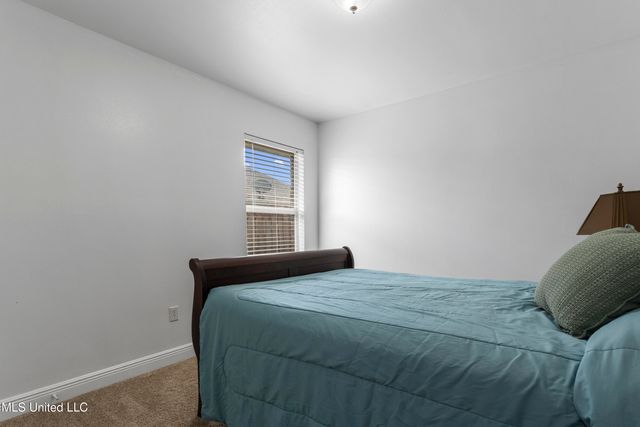 122 Gannet Lane, Ocean Springs, MS 39564