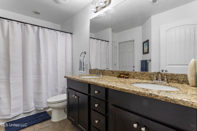 122 Gannet Lane, Ocean Springs, MS 39564