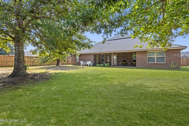 122 Gannet Lane, Ocean Springs, MS 39564