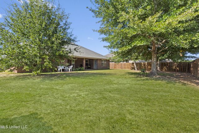 122 Gannet Lane, Ocean Springs, MS 39564