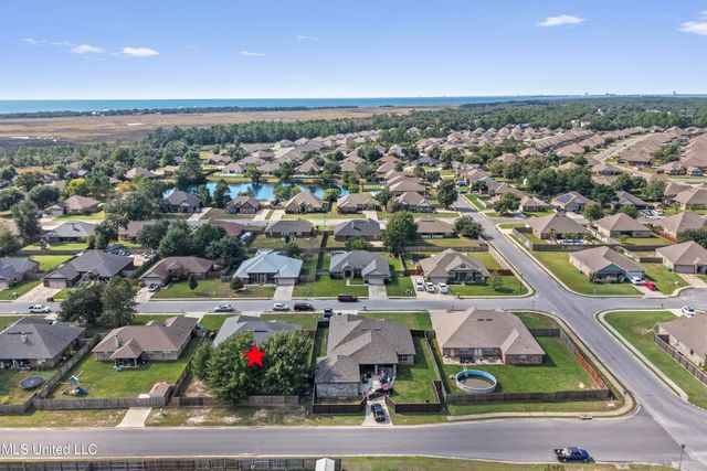 122 Gannet Lane, Ocean Springs, MS 39564