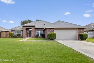 122 Gannet Lane, Ocean Springs, MS 39564