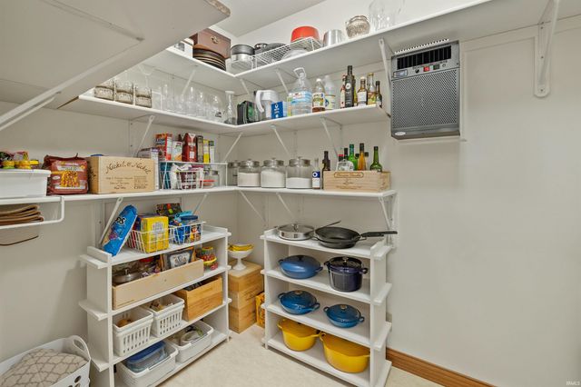 1423 Kingswood Road W, West Lafayette, IN 47906