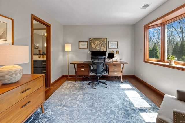 1423 Kingswood Road W, West Lafayette, IN 47906