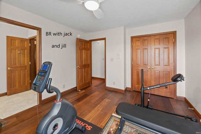 1423 Kingswood Road W, West Lafayette, IN 47906