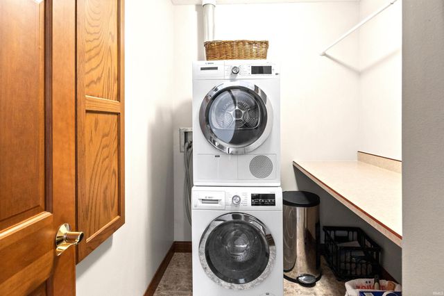 1423 Kingswood Road W, West Lafayette, IN 47906