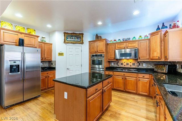 93 Blaven Drive, Henderson, NV 89002