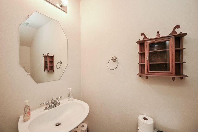 5123 Redemption Circle, Houston, TX 77018