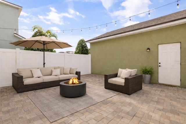 11956 LANDING POINT LOOP, Orlando, FL 32832