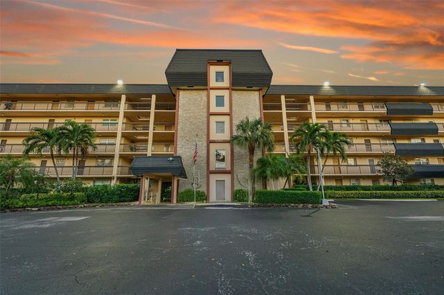 5340 NW 2nd Ave PH-26, Boca Raton, FL 33487