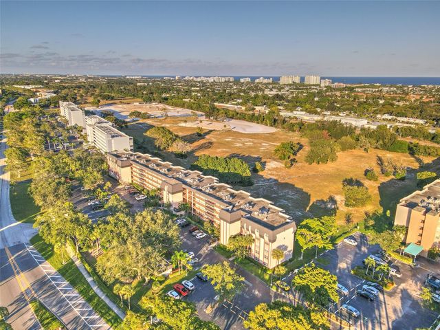 5340 NW 2nd Ave PH-26, Boca Raton, FL 33487