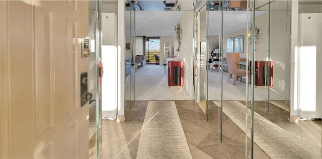 5340 NW 2nd Ave PH-26, Boca Raton, FL 33487