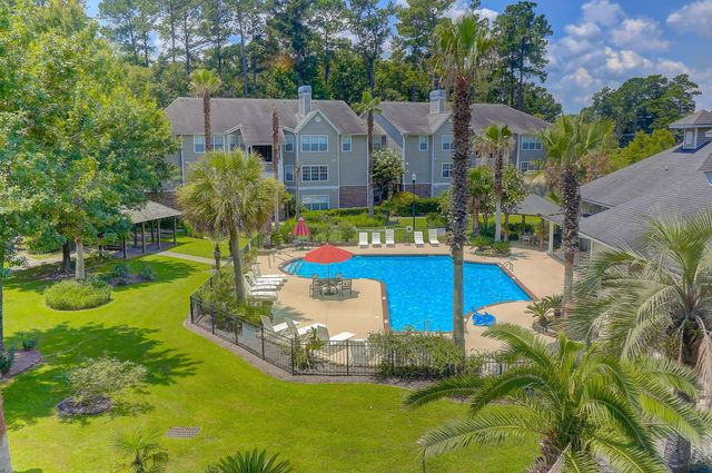 188 Midland Parkway 222, Summerville, SC 29485