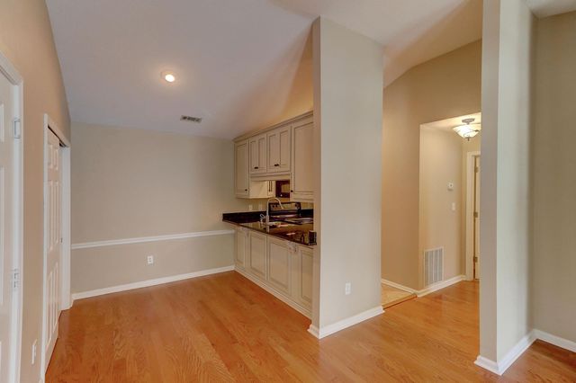 188 Midland Parkway 222, Summerville, SC 29485