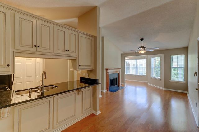 188 Midland Parkway 222, Summerville, SC 29485