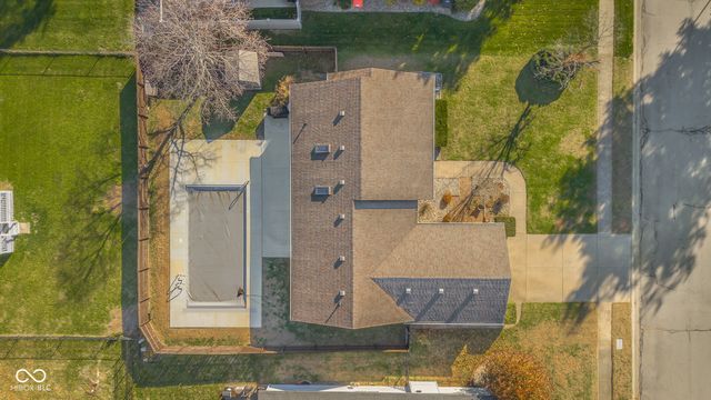 3277 Muriel Place, Columbus, IN 47203