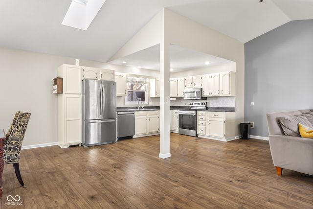 3277 Muriel Place, Columbus, IN 47203