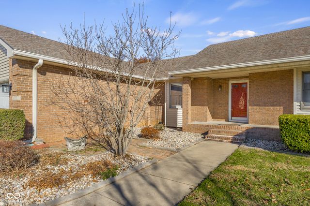 3277 Muriel Place, Columbus, IN 47203