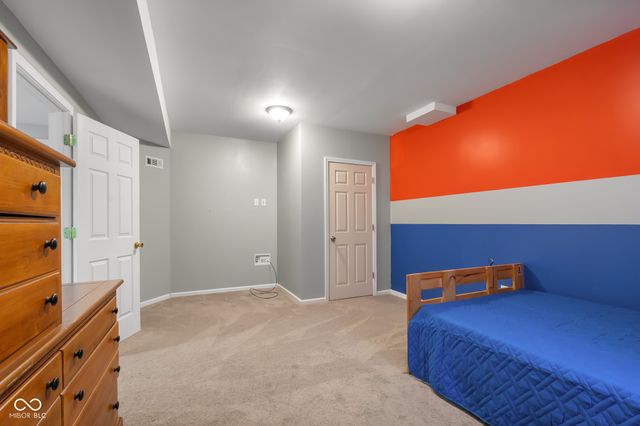 3277 Muriel Place, Columbus, IN 47203