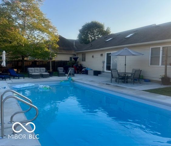 3277 Muriel Place, Columbus, IN 47203