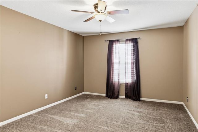 5600 NE 80th Terrace 2C, Kansas City, MO 64119