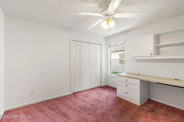 5266 CHESTNUT LAKE Drive, Jacksonville, FL 32258