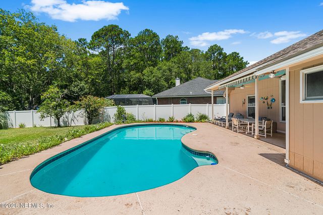 5266 CHESTNUT LAKE Drive, Jacksonville, FL 32258