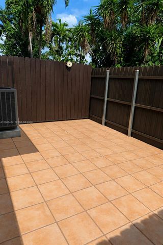 3659 SW 99th Avenue 7, Miami, FL 33165