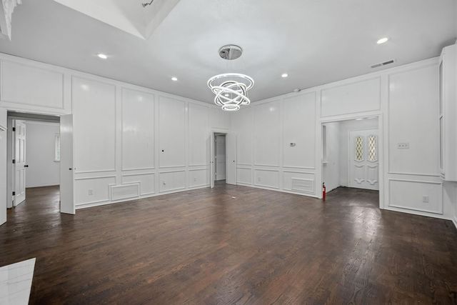 2705 Timberleaf Drive, Carrollton, TX 75006