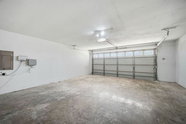 2705 Timberleaf Drive, Carrollton, TX 75006