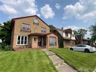1374 Catalpa Drive, Dayton, OH 45406